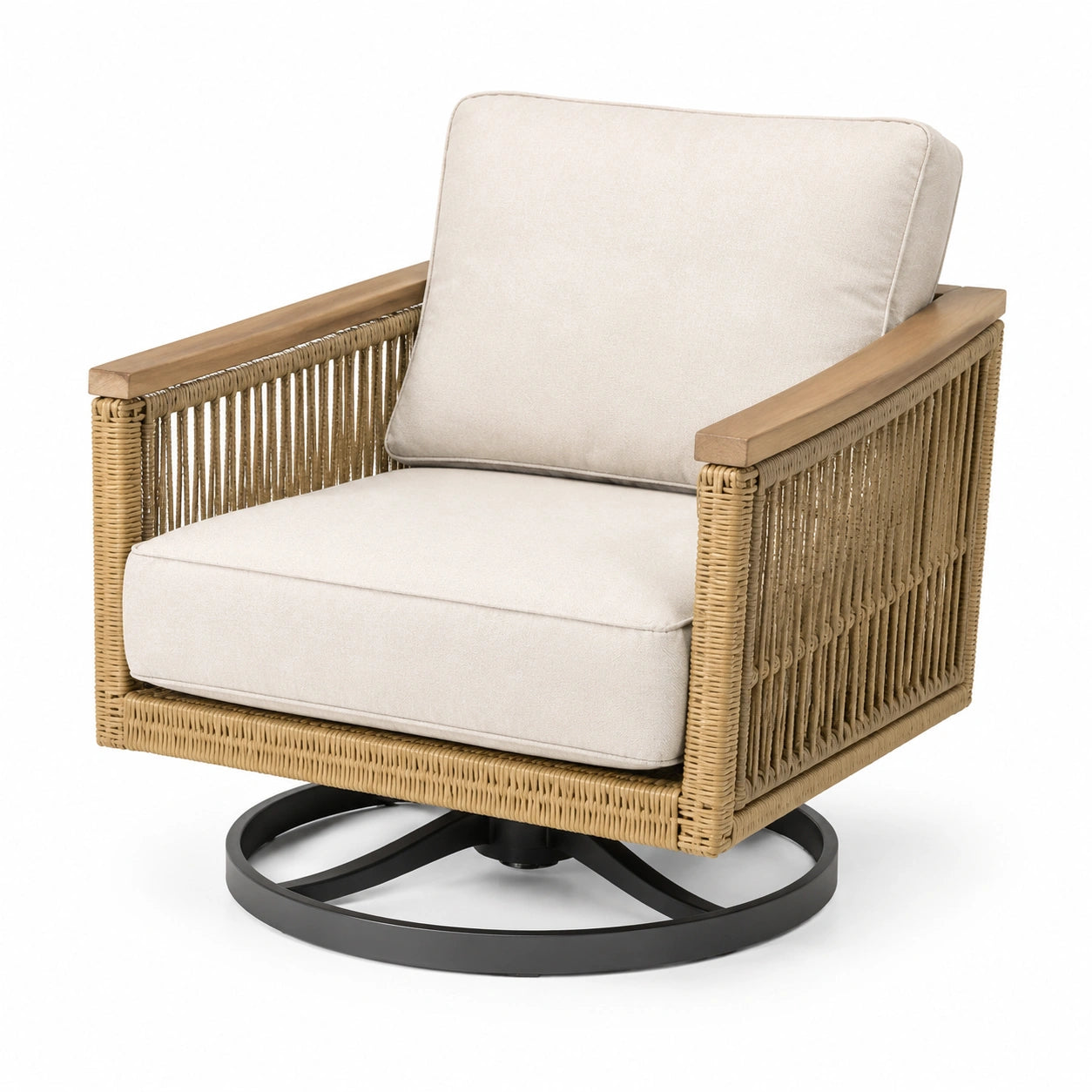 Sillón giratorio de ratán sintético con base metálica y cojines beige